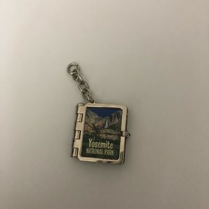 Yosemite national park keychain attachment & lanyard
